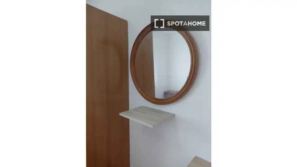 Room in Valencia, Valencia