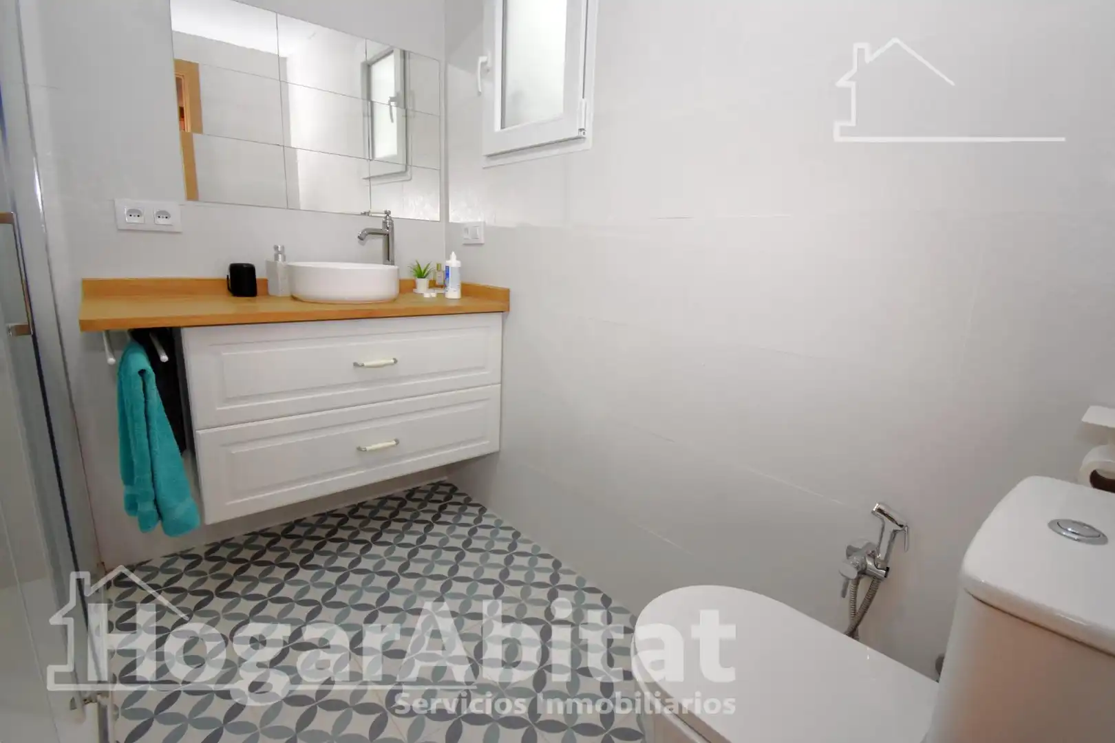 Baño de Planta baja en venta en Burjassot con Aire acondicionado, Calefacción y Terraza