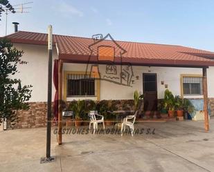 Exterior view of House or chalet for sale in Almodóvar del Río