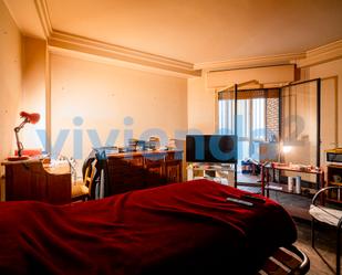 Bedroom of Office for sale in  Madrid Capital  with Terrace and Furnished