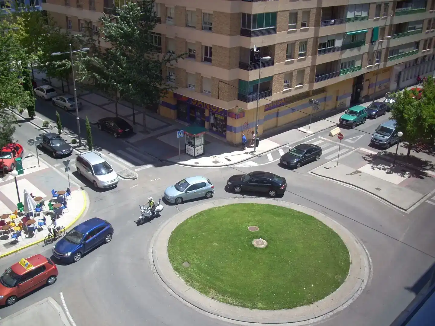 Parking de Piso de alquiler en Huesca con Amueblado y Balcón