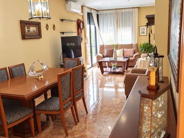 Pis amb balcó en venda a Calle MAYOR
