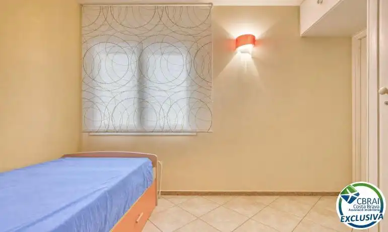 Habitación de Piso en venta en Roses con Jardín privado, Terraza y Piscina