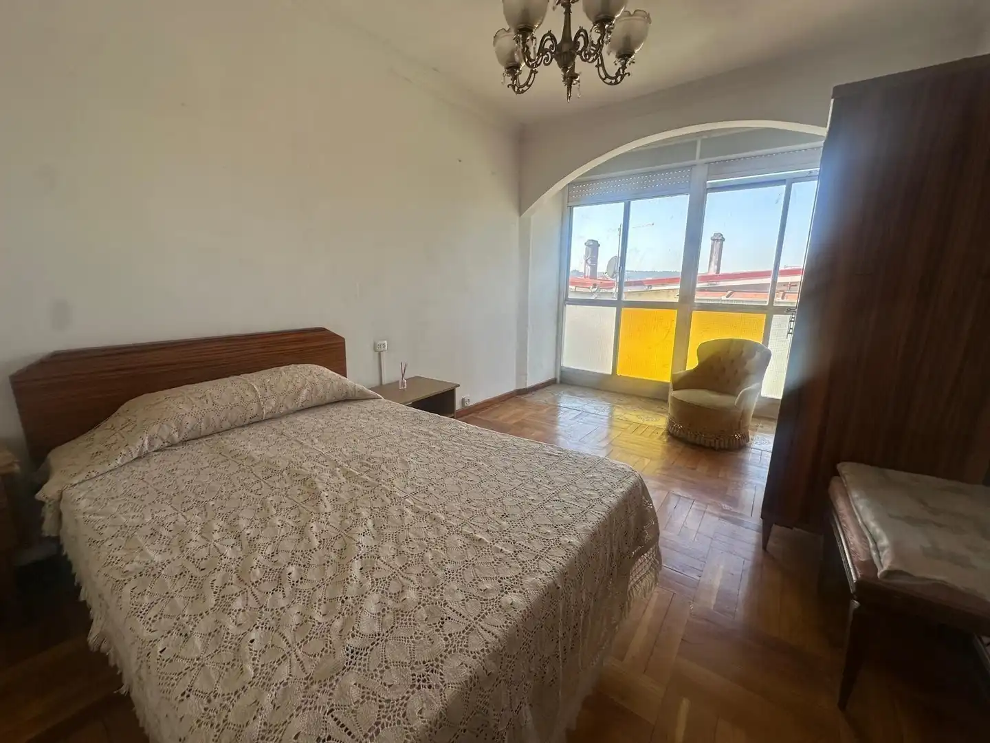 Habitación de Piso en venta en Ourense Capital  con Calefacción