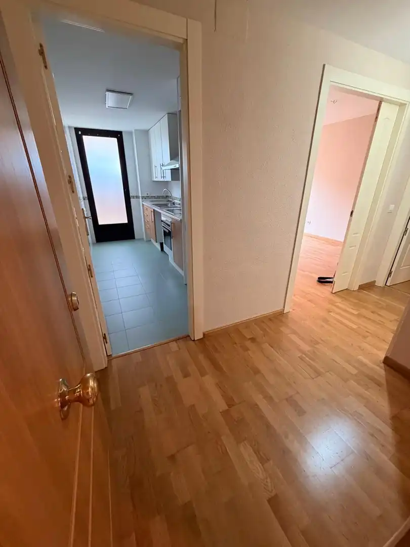 Piso en venta en Valdemoro con Calefacción, Trastero y Piscina comunitaria