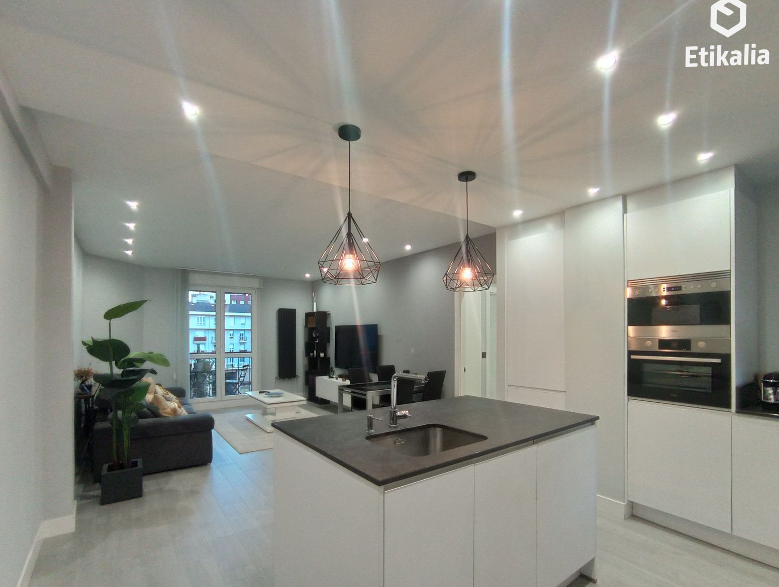 Kitchen of Flat to rent in Bilbao   with Heating, Furnished and Balcony