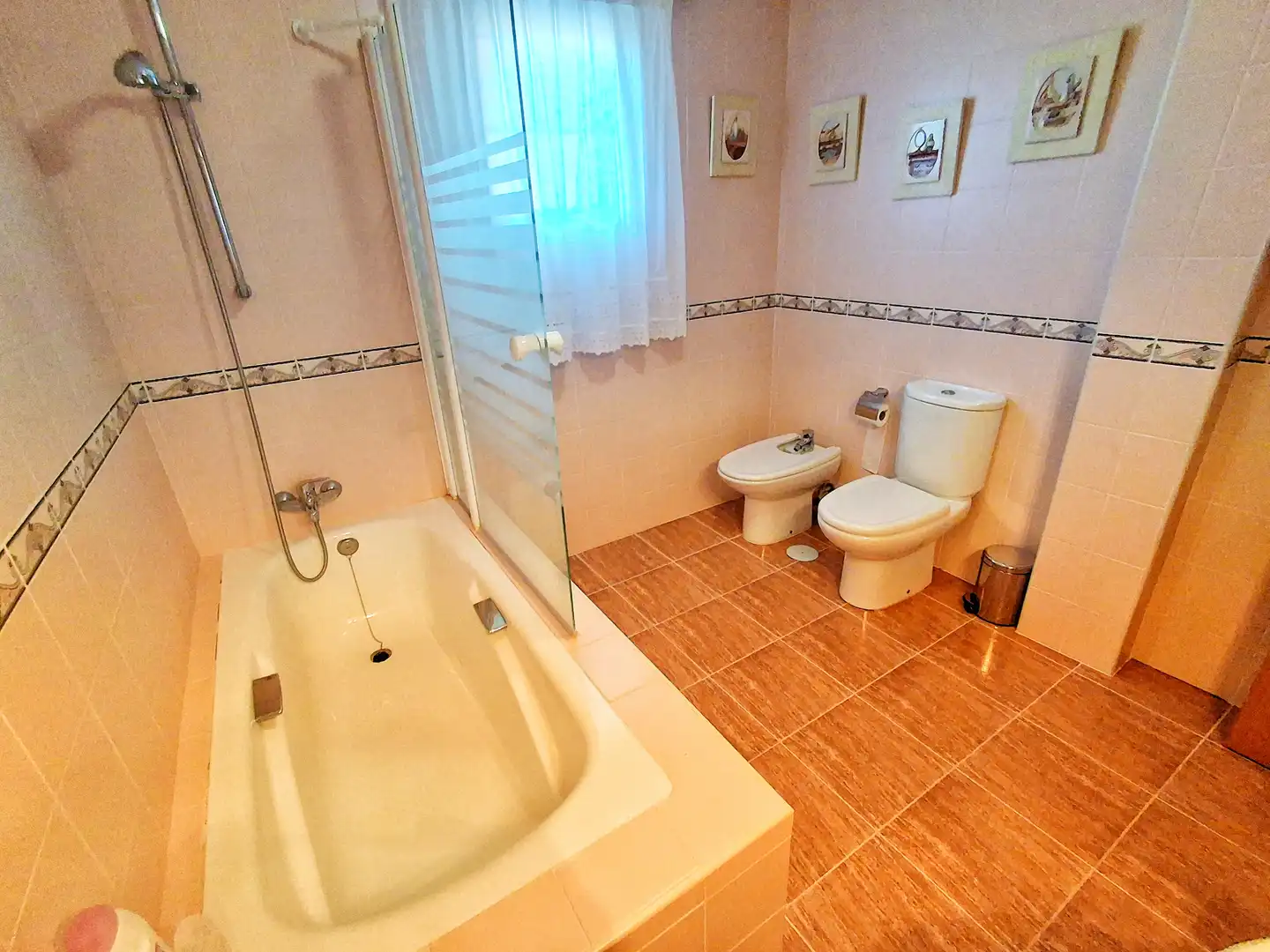 Baño de Edificio en venta en Vadocondes con Alarma y Piscina comunitaria