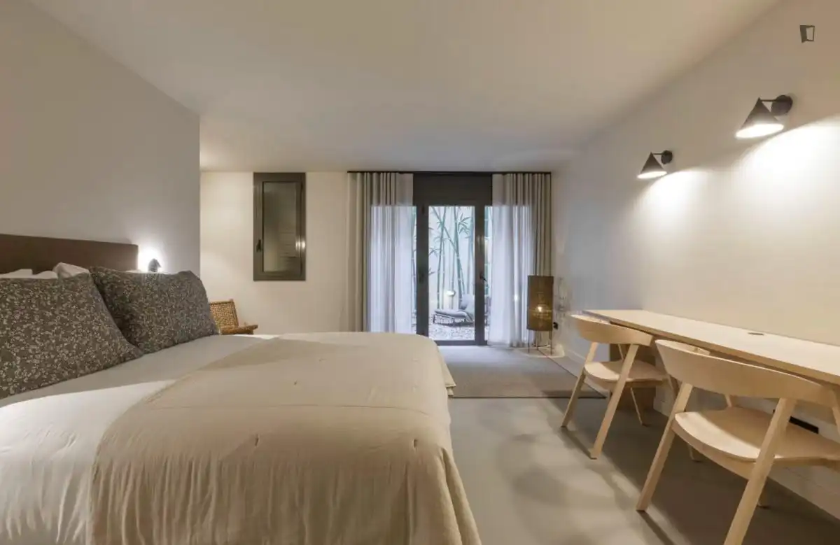 Schlafzimmer von Wohnungen zur Miete in Barcelona mit Klimaanlage, Möbliert und Ofen