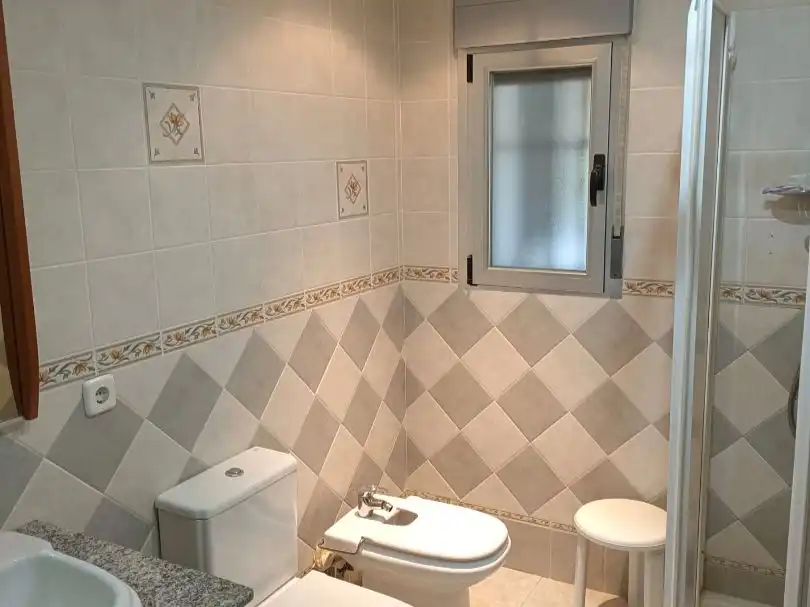 Bany de Finca rústica en venda en Talayuela amb Aire condicionat, Terrassa i Piscina