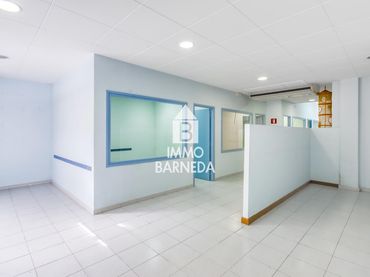 Business premises for sale in Doctor Fleming 17