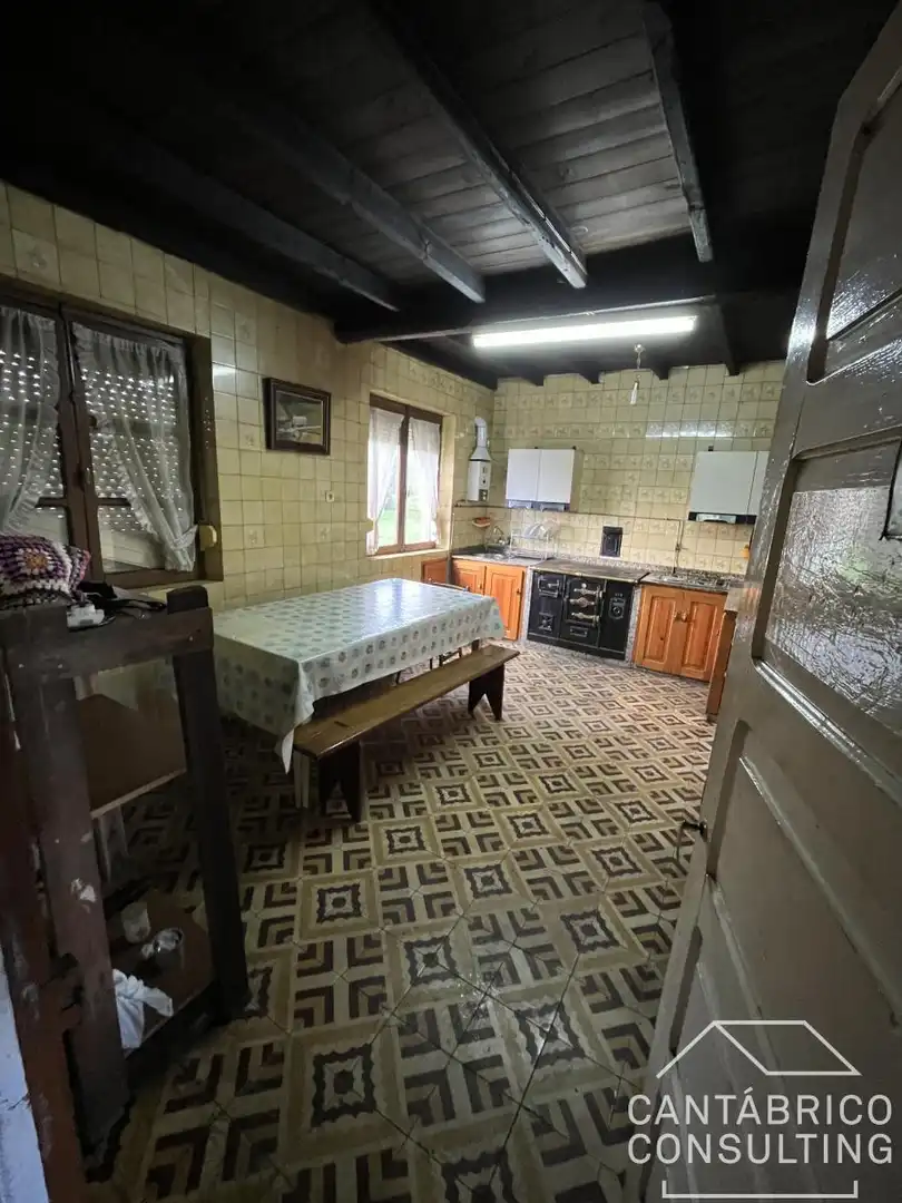 Cocina de Casa adosada en venta en San Martín de Oscos con Trastero y Amueblado