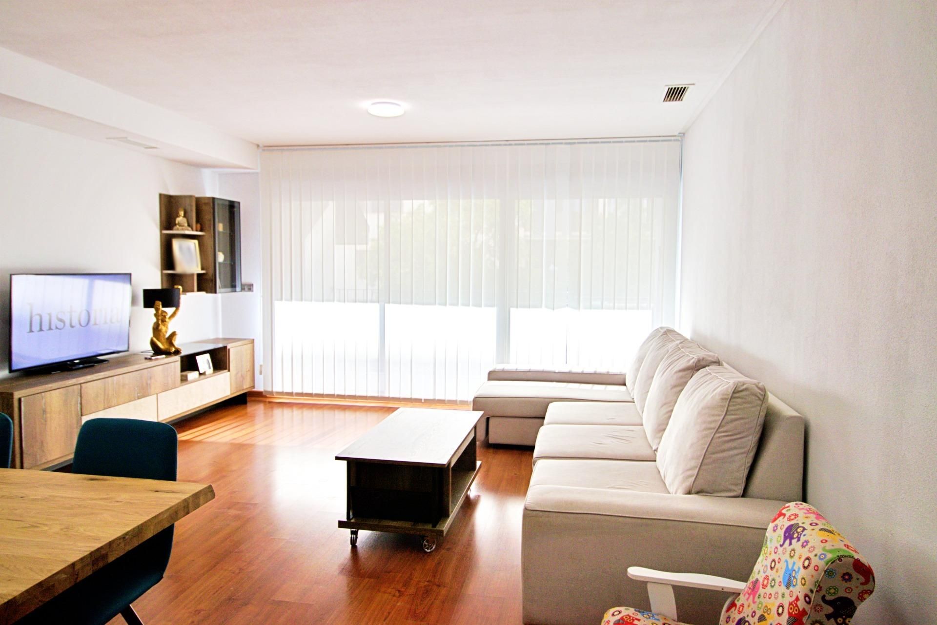 Living room of Planta baja for sale in Elche / Elx  with Private garden, Terrace and Community pool