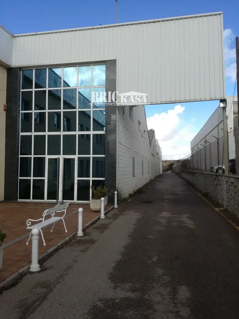Nau industrial en venda a Ruta de la Plata, imagen 4
