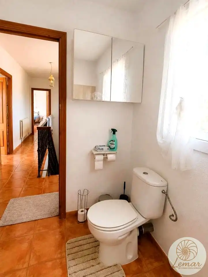 Badezimmer von Country house zum Verkauf in L'Ametlla de Mar  mit Klimaanlage, Heizung und Privatgarten