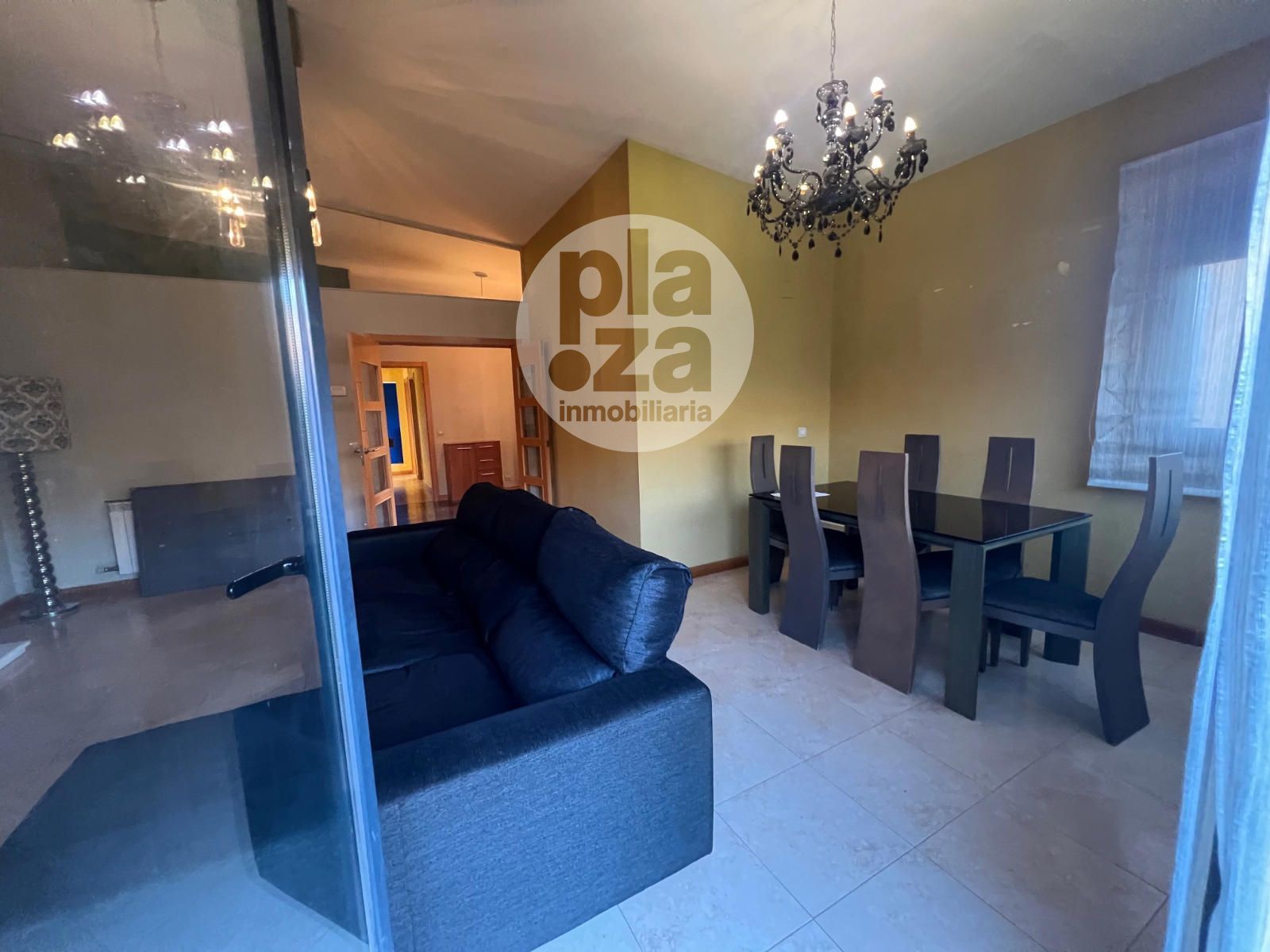 Sala d'estar de Casa o xalet en venda en Modúbar de la Emparedada amb Calefacció, Jardí privat i Terrassa