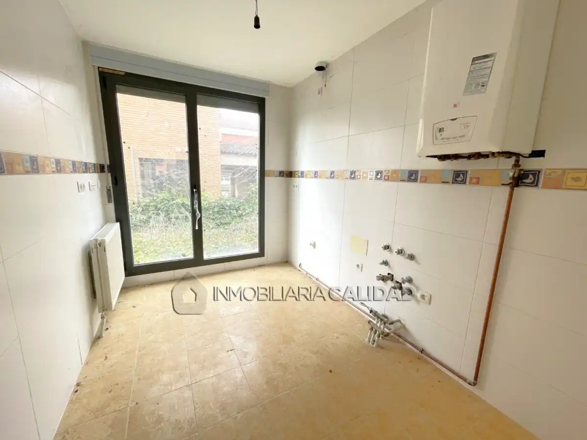 Casa o xalet en venda en Alfoz de Quintanadueñas amb Calefacció
