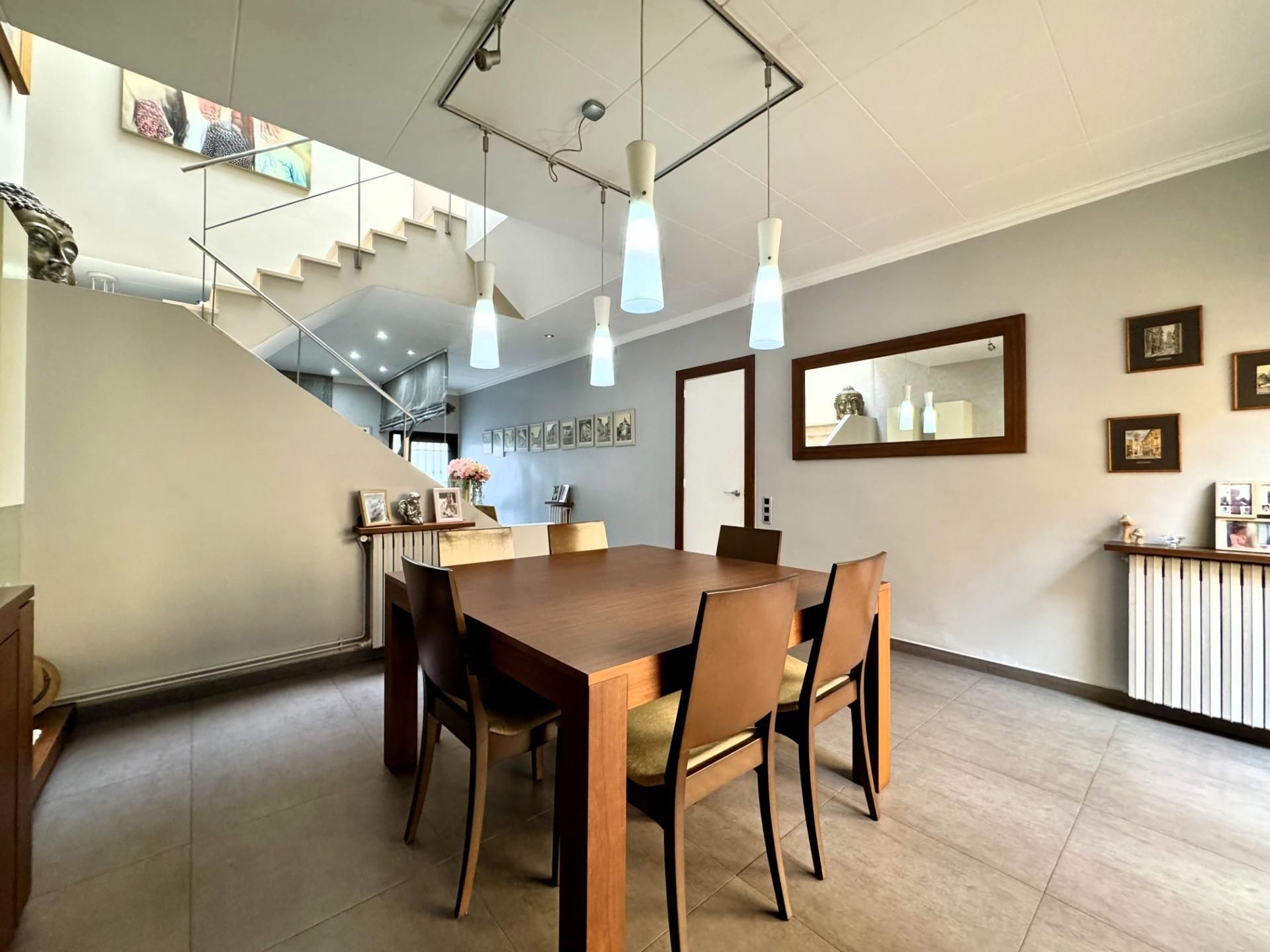 Dining room of House or chalet for sale in Sabadell  with Air Conditioner, Heating and Parquet flooring