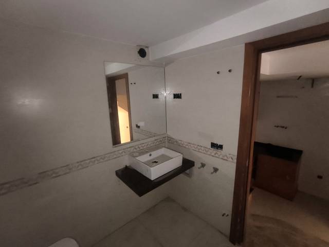 Piso en Venta en Carrer de Sant Jordi en Plaça Catalunya - Escola Industrial