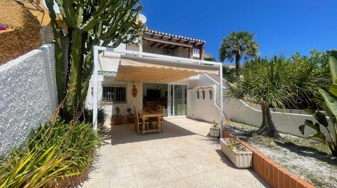 Foto 2 de Casa adosada en venta en Les Bassetes - El Marjal, Dénia