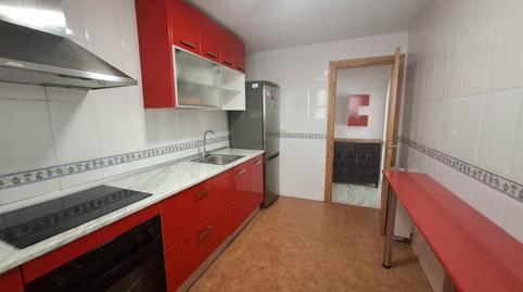 Foto 3 de Piso en venta en Avenida de Carmen Morcillo, 2, Gójar, Granada