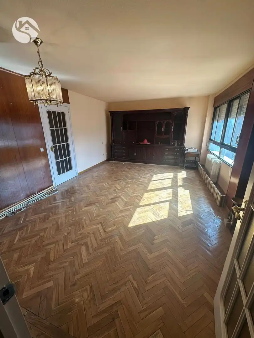 Piso con ascensor en venta en Centro, imagen 2