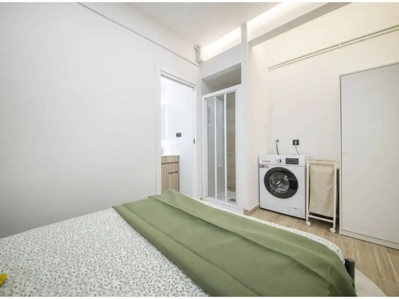 Schlafzimmer von Wohnung zum Verkauf in L'Hospitalet de Llobregat mit Klimaanlage, Heizung und Parkett