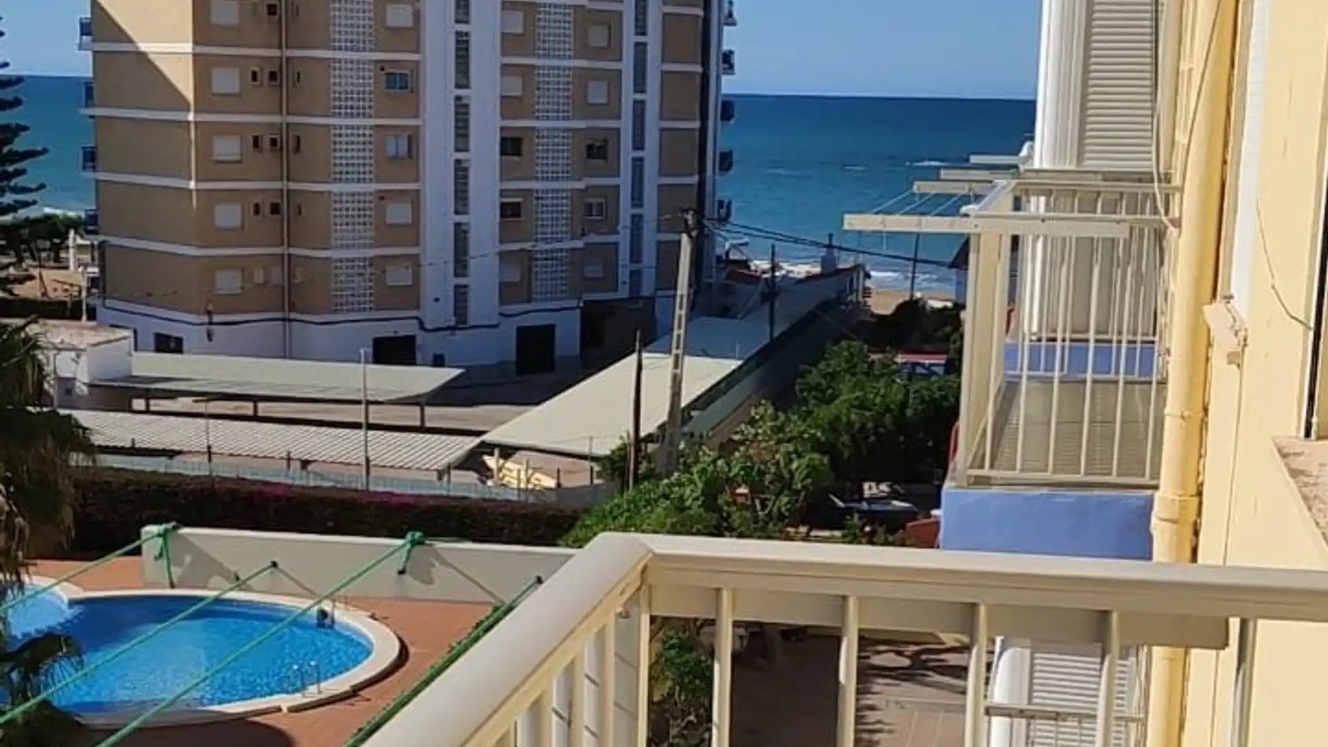 Dormitori de Apartament en venda en Dénia amb Terrassa i Moblat