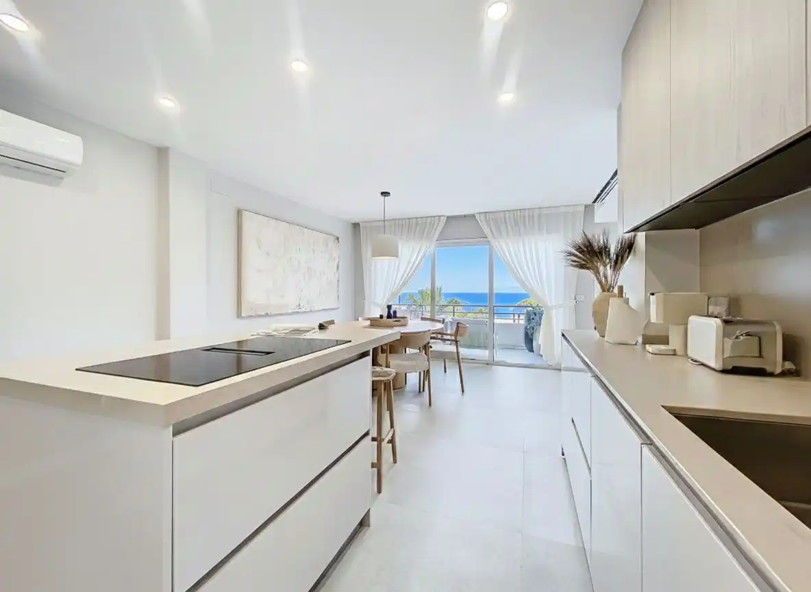 Piso en venta en Estepona Pueblo, imagen 2