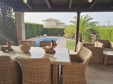 Casa amb balcó en venda a Altorreal - El Chorrico