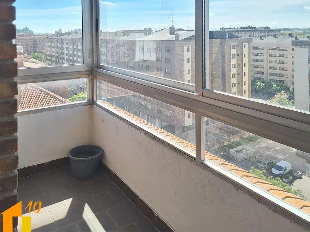 Terrassa de Pis de lloguer en Burgos amb Calefacció