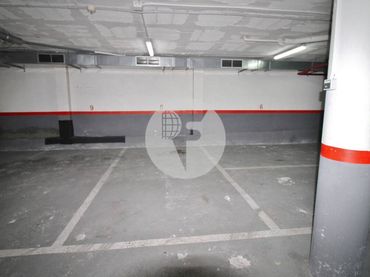 Parking à vendre à Col.legis Nous