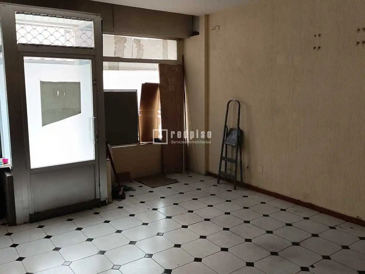 Local en venta en Alcobendas