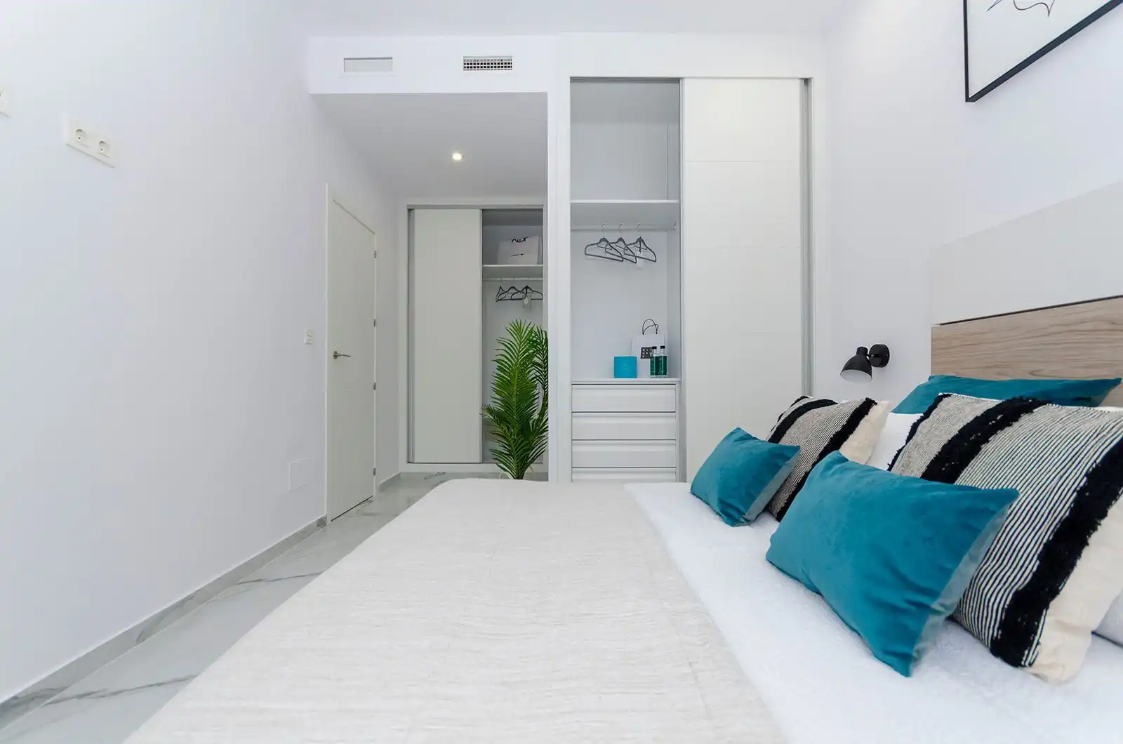 Habitación de Casa o chalet en venta en Torrevieja con Aire acondicionado, Jardín privado y Terraza