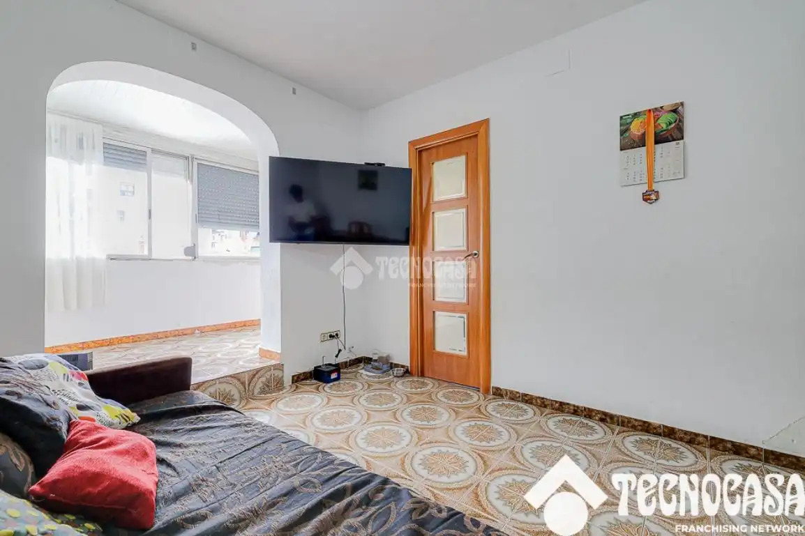 Piso con terraza en venta en Nou Barris, imagen 4