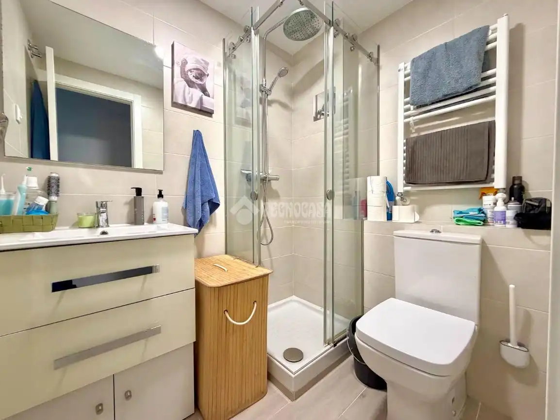 Baño de Piso en venta en Madrid con Aire acondicionado, Calefacción y Terraza