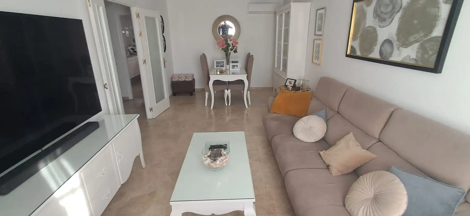 Sala de estar de Casa adosada en venta en Utrera con Aire acondicionado y Trastero