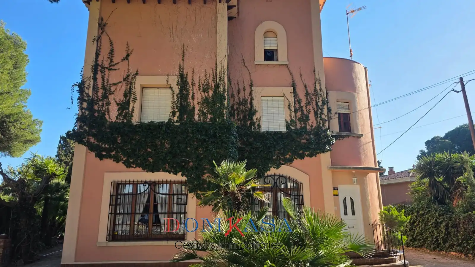 Vista exterior de Casa o xalet en venda en Tortosa amb Calefacció, Jardí privat i Terrassa