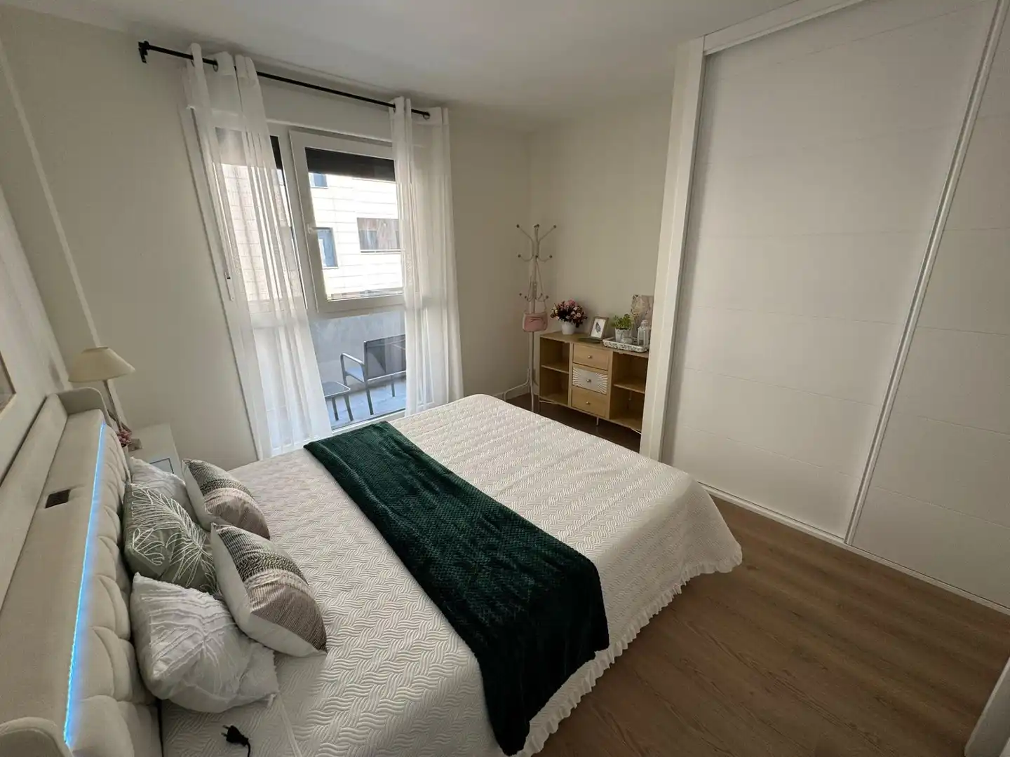 Habitación de Piso de alquiler en Cáceres con Aire acondicionado, Calefacción y Terraza