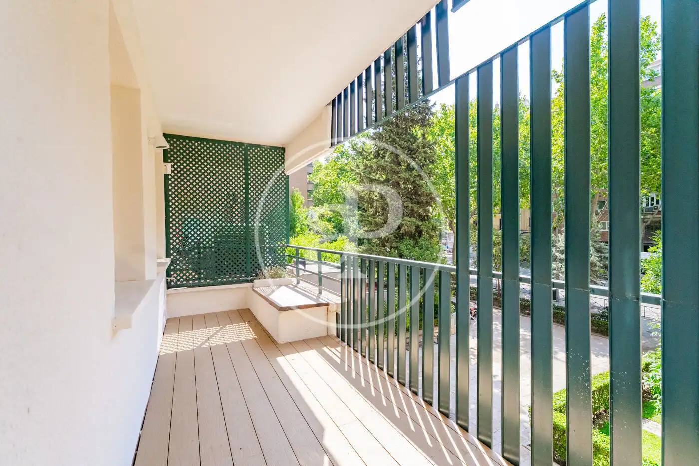 Terraza de Piso en venta en Madrid con Aire acondicionado, Calefacción y Jardín privado