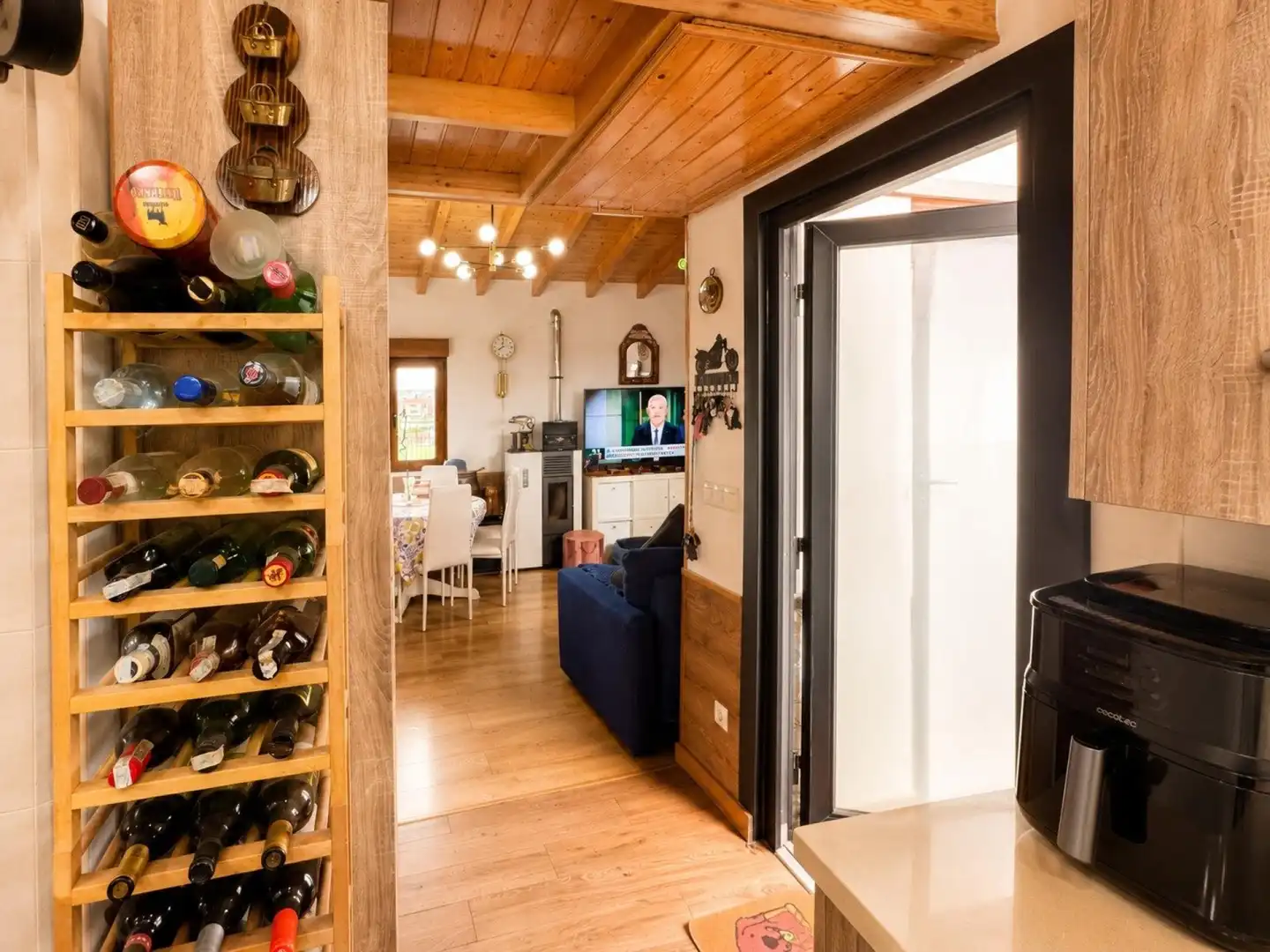 Country house zum Verkauf in Camargo mit Klimaanlage, Heizung und Terrasse