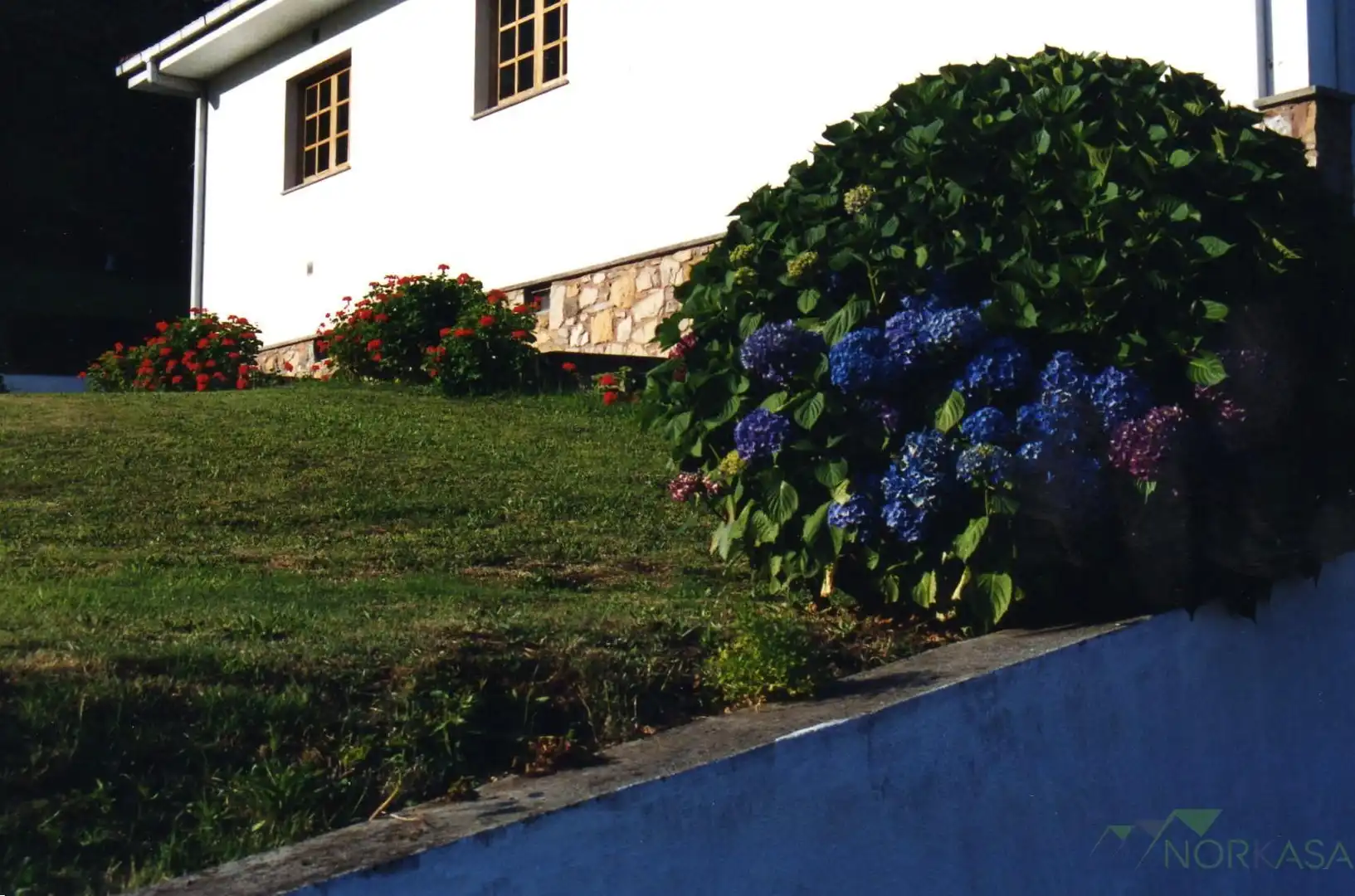 Garden of Houses for sale in Pravia  with Heating, Parquet flooring and Terrace