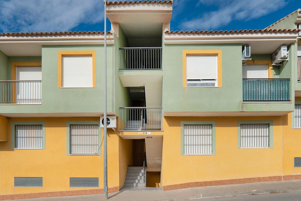 Exterior view of Flat for sale in Pliego  with Storage room