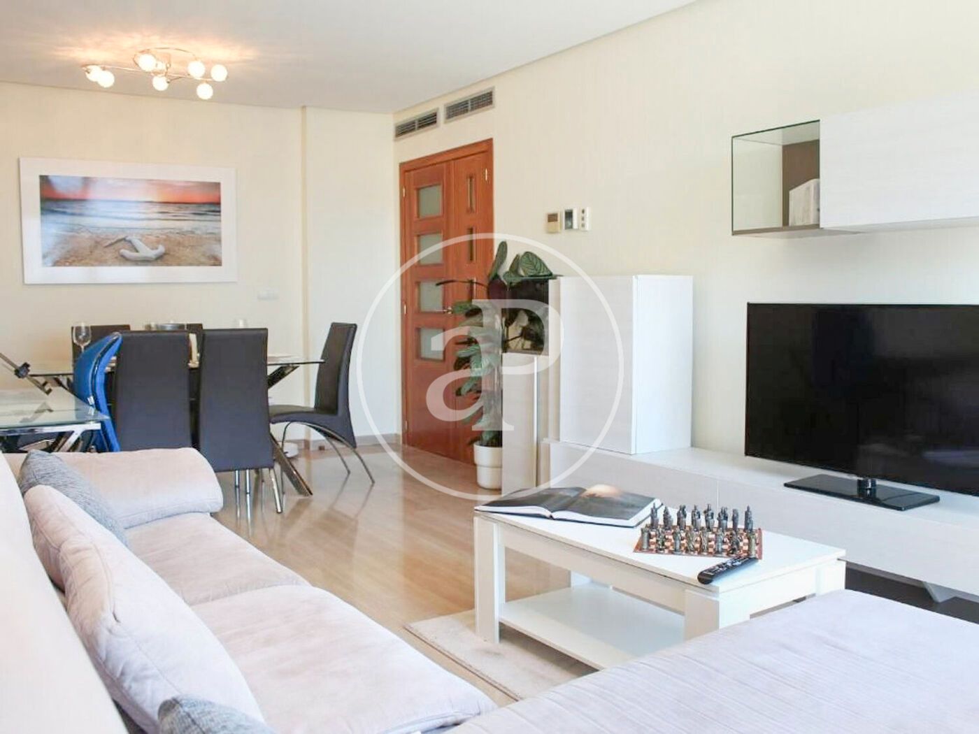 Pis de lloguer a Av. de les Corts Valencianes, Sant Pau