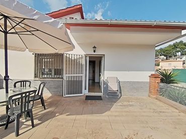 Xalet amb balcó en venda a Piera