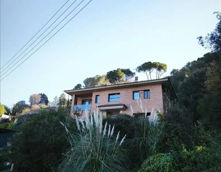 Casa amb jardí en venda a Palafolls