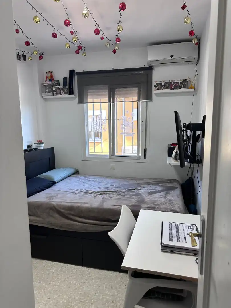 Habitación de Casa o chalet en venta en Alhaurín de la Torre con Aire acondicionado, Calefacción y Terraza