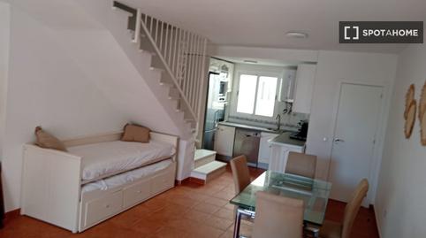 Photo 3 of Apartment to share in Cala Marqués, Almería