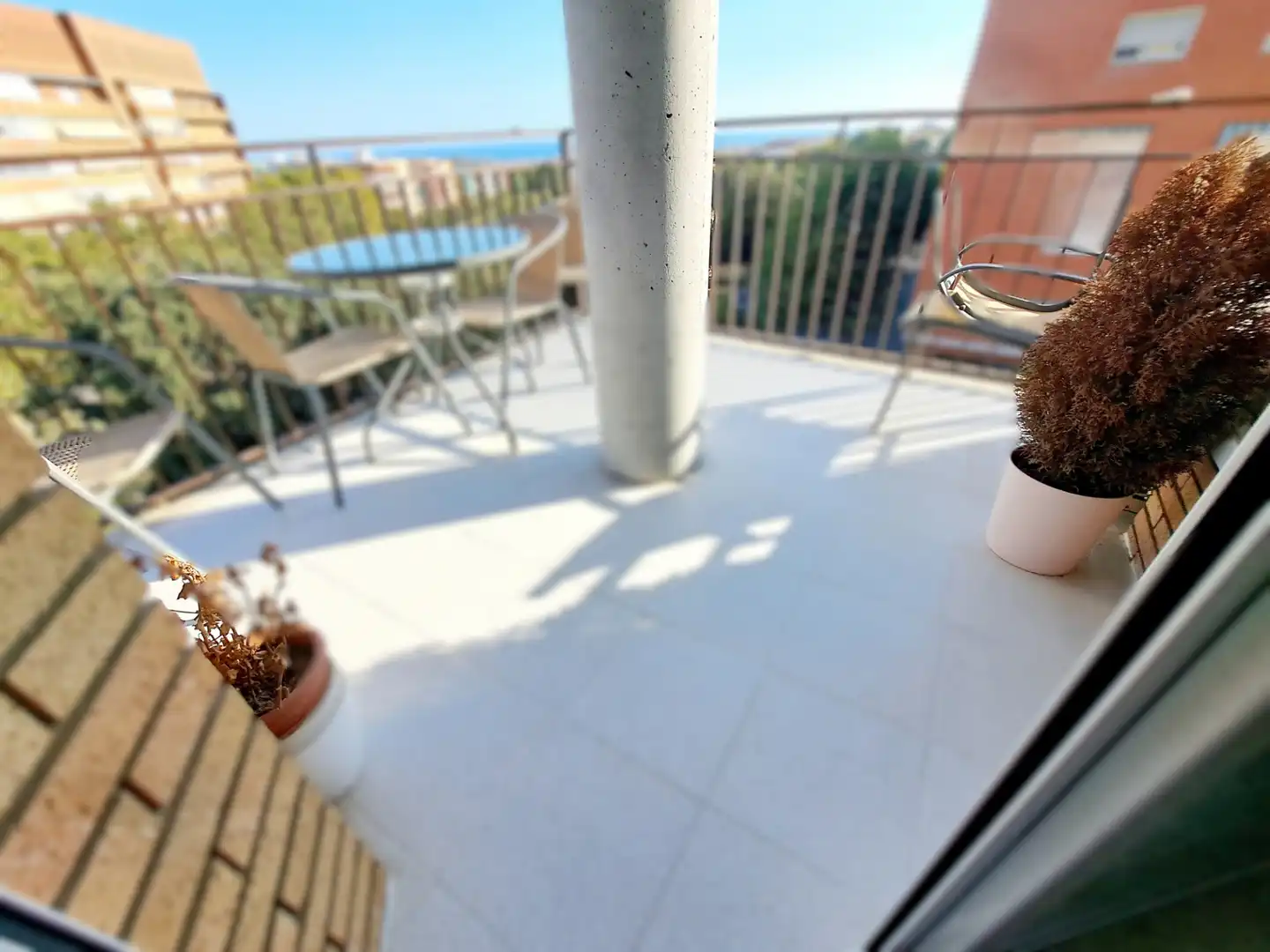 Terrasse von Wohnung zum Verkauf in Mataró mit Klimaanlage, Heizung und Ofen
