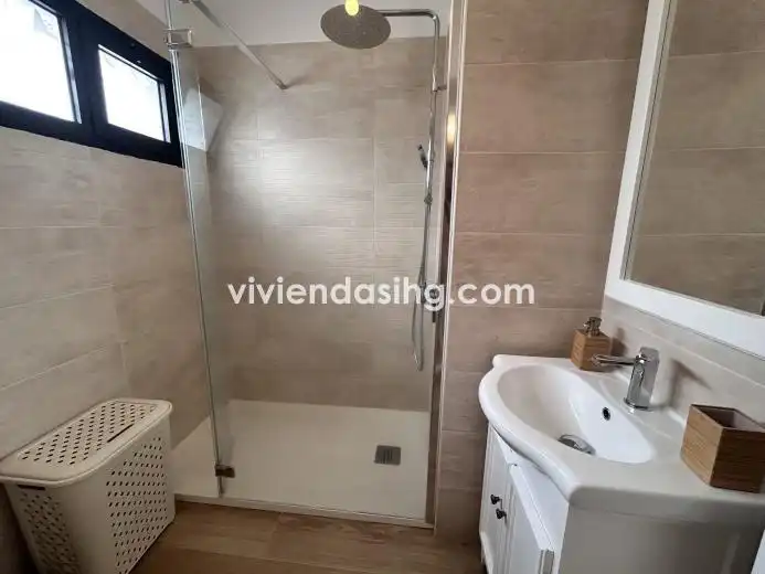 Baño de Piso de alquiler en La Orotava con Parquet, Amueblado y Horno
