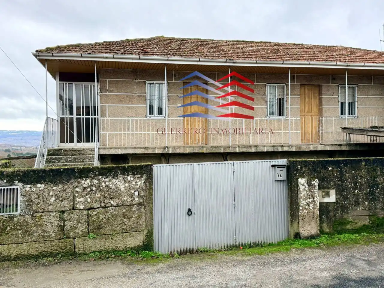 Vista exterior de Casa o chalet en venta en A Bola  con Jardín privado, Trastero y Balcón